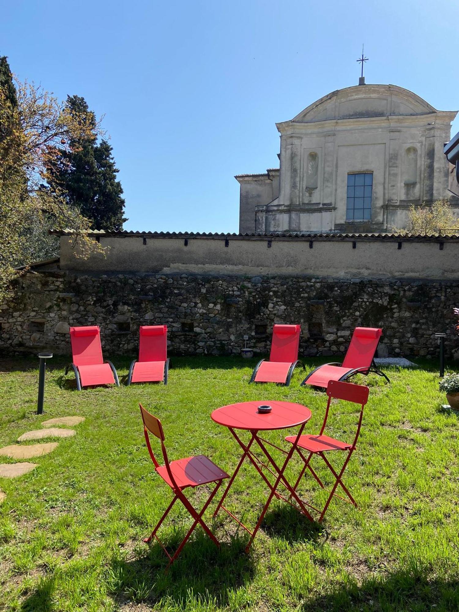 La Volpe Rossa Rooms And Apartments San Felice del Benaco Zewnętrze zdjęcie